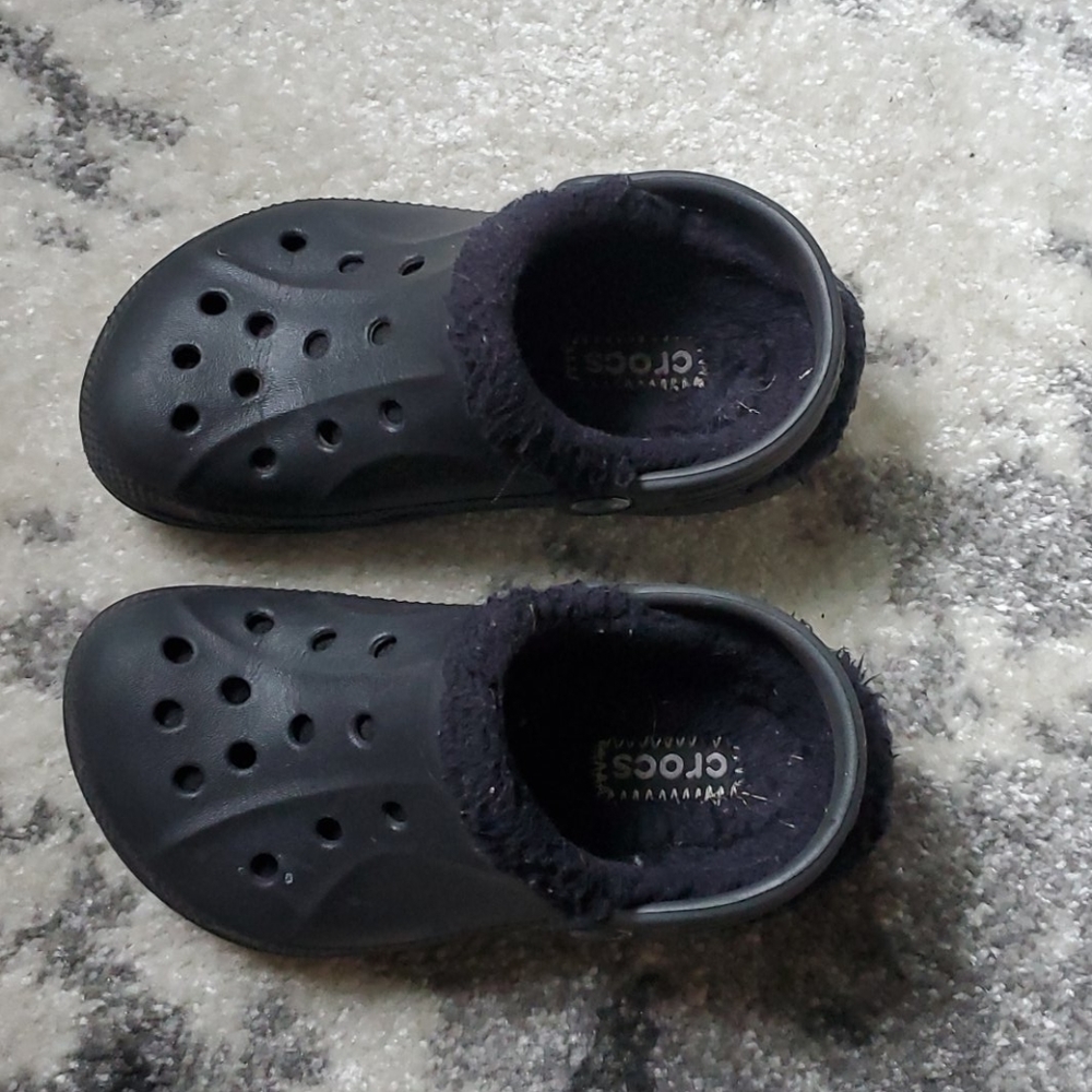 Kids Crocs - Picture 2 of 4